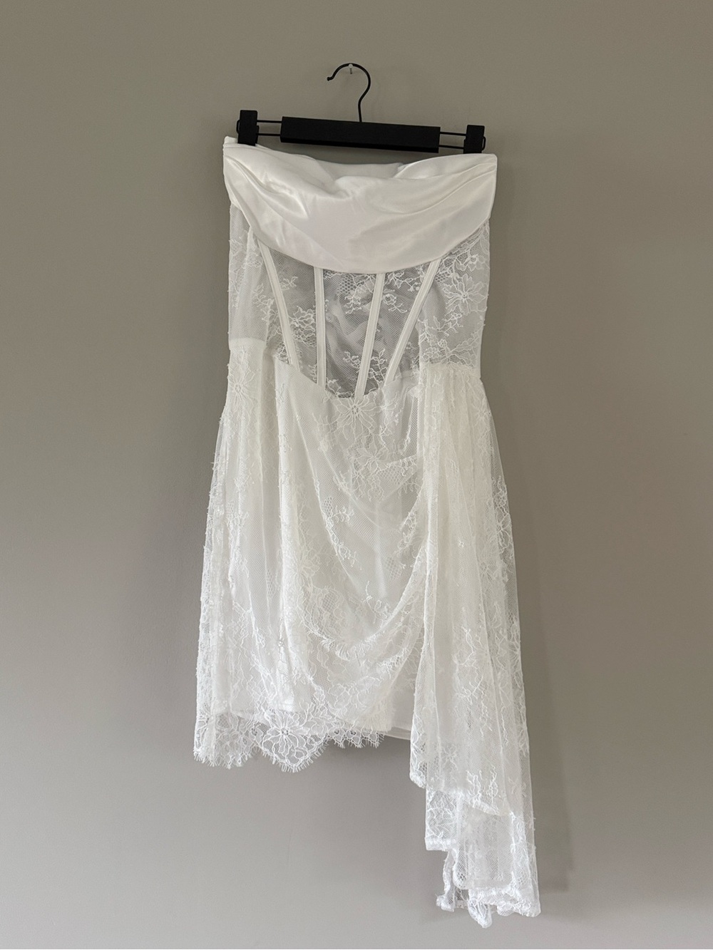 Romantic White Lace Strapless High-Low Corset Mini Dress